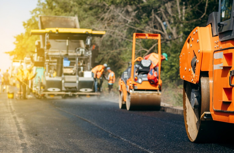 Intensywne prace remontowe na drogach powiatowych w Świebodzinie